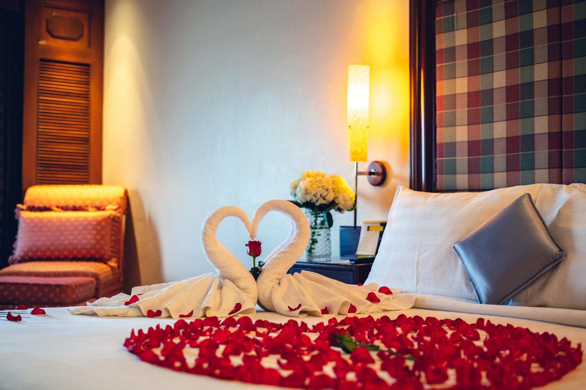 Hotel Cambodiana Phnom Penh Luaran gambar