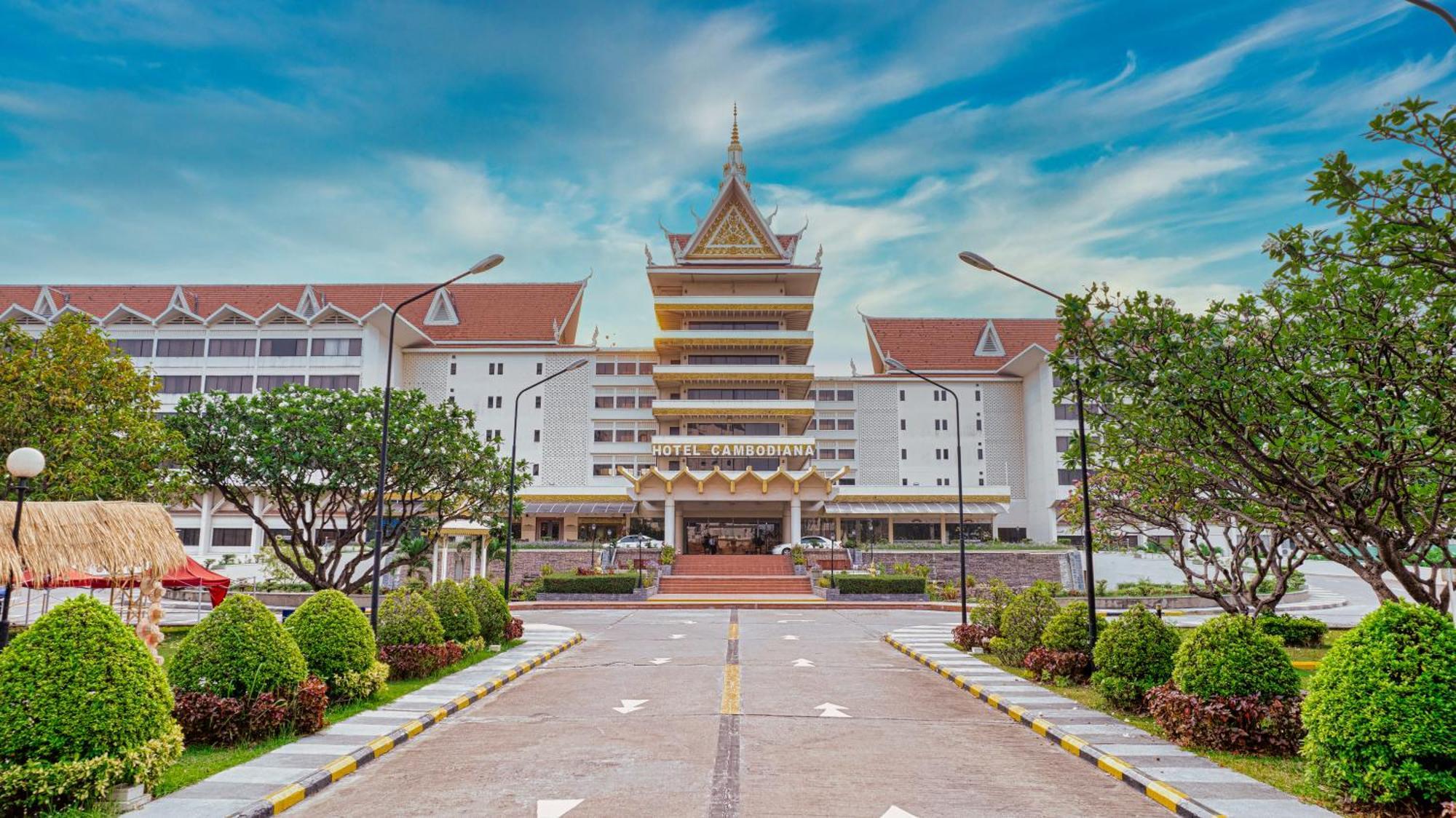 Hotel Cambodiana Phnom Penh Luaran gambar