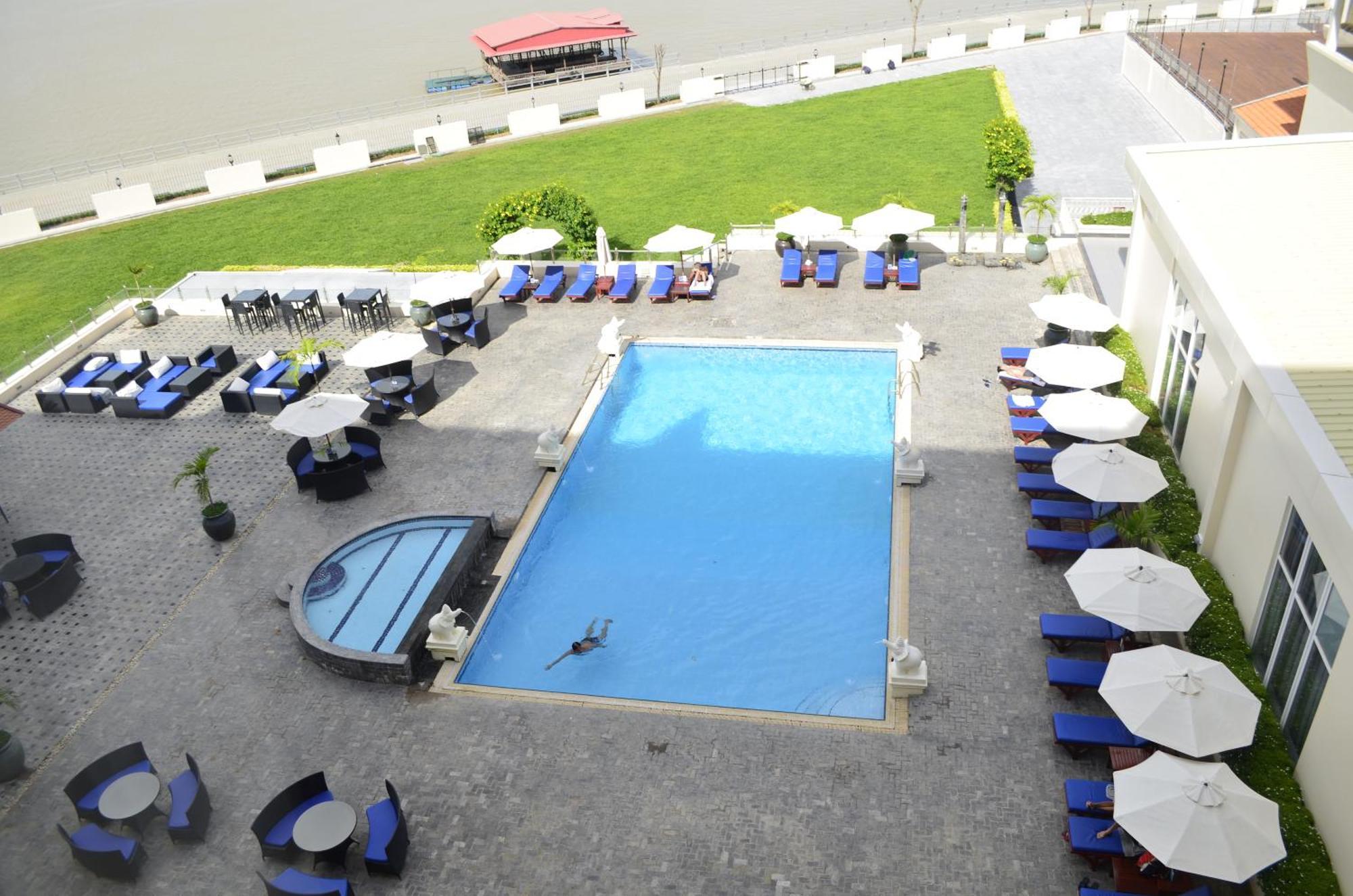 Hotel Cambodiana Phnom Penh Luaran gambar