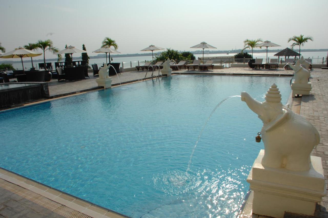 Hotel Cambodiana Phnom Penh Luaran gambar